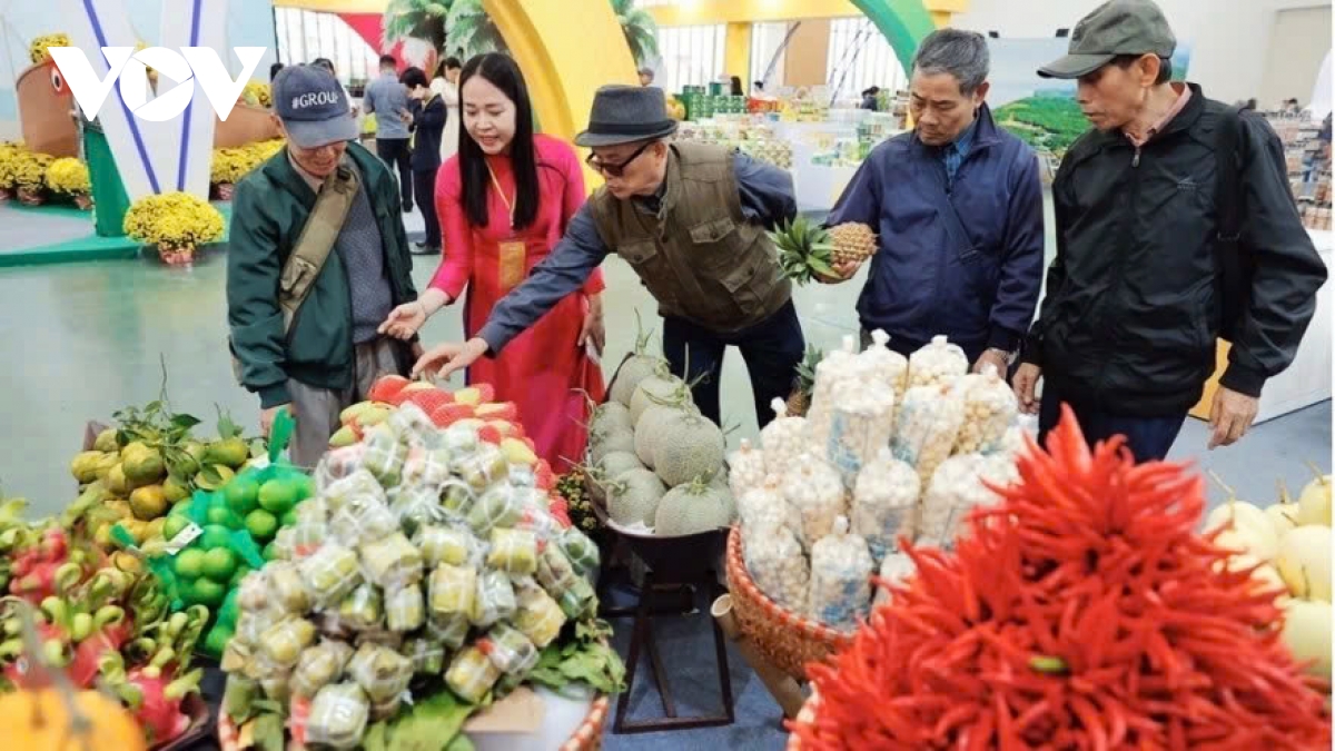Regional specialties draw visitors to Vietnam Spring Fair 2026
